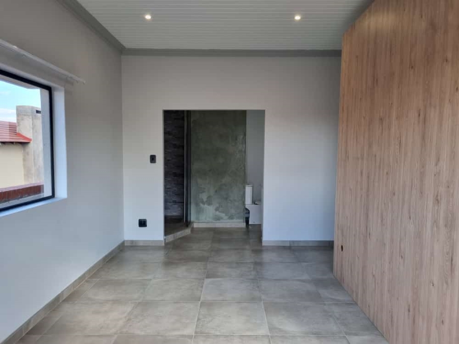 3 Bedroom Property for Sale in Wild Olive Estate Free State
